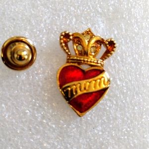Beautiful faux gold enamel painted heart and crown Mom lapel pin.